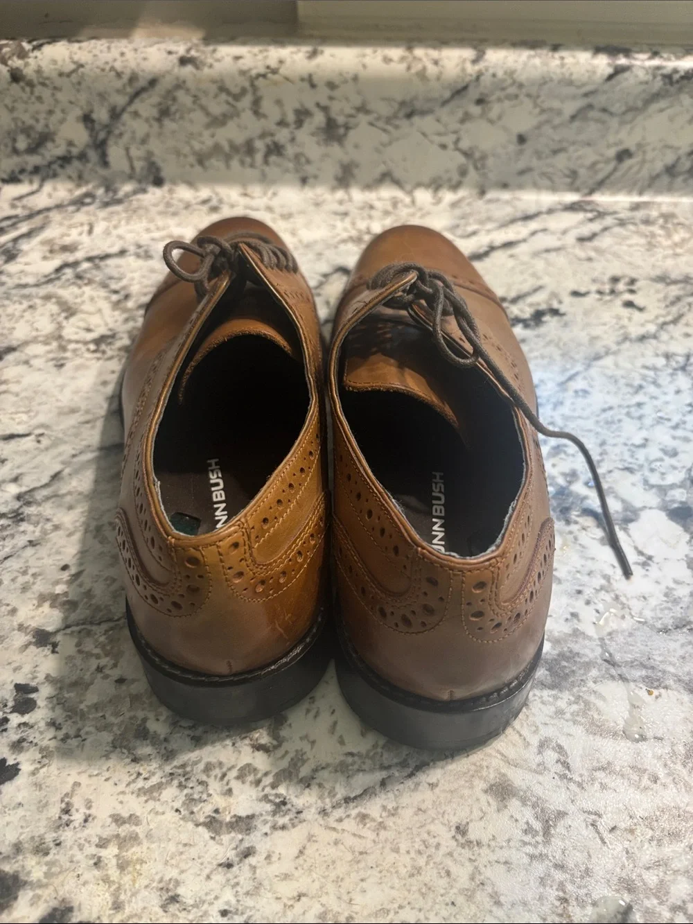 Nunn Bush Men's Cognac Tan Leather Wingtip Derbys